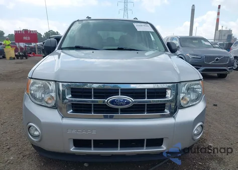 2011 Ford Escape Xlt z USA, uszkodzony, nr VIN 1FMCU9D77BKC53204
